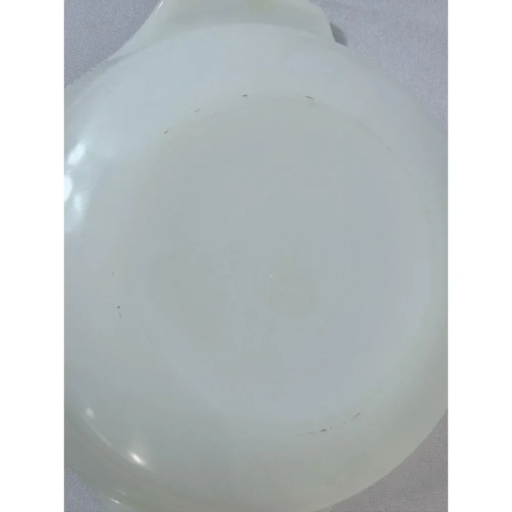 VTG Anchor Hocking Fall Vegetable Harvest Casserole Dish White 1 Quart No Lid